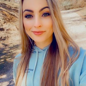 Meet your Posher, Carmen